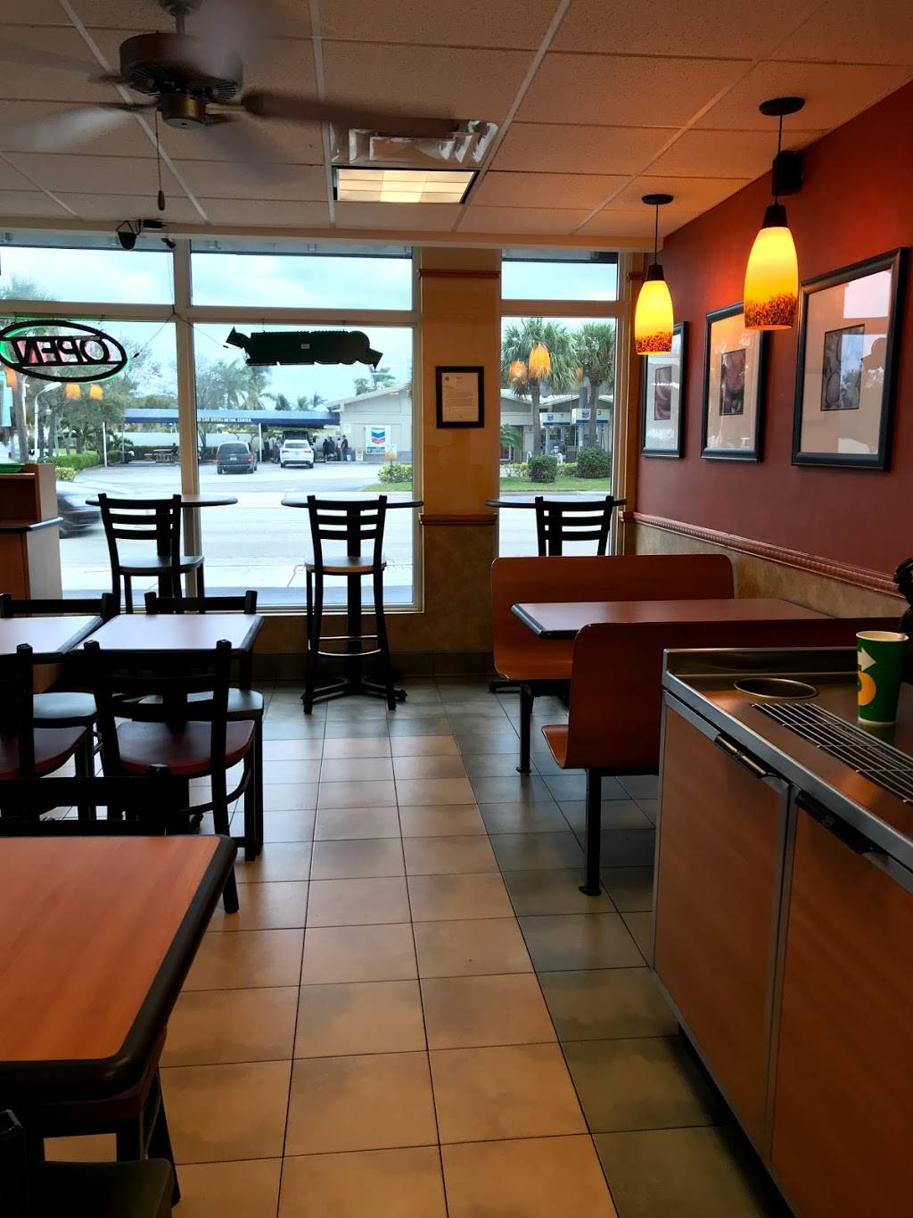 Subway Restaurants | restaurant | 6405 S Dixie Hwy Space A, West Palm Beach, FL 33405, USA | 5615404108 OR +1 561-540-4108