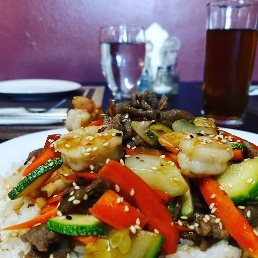 Yutaka sushi | restaurant | Paseo de Los Alamos 18410, El Refugio, Tijuana, B.C., Mexico | 016643423165 OR +52 664 342 3165