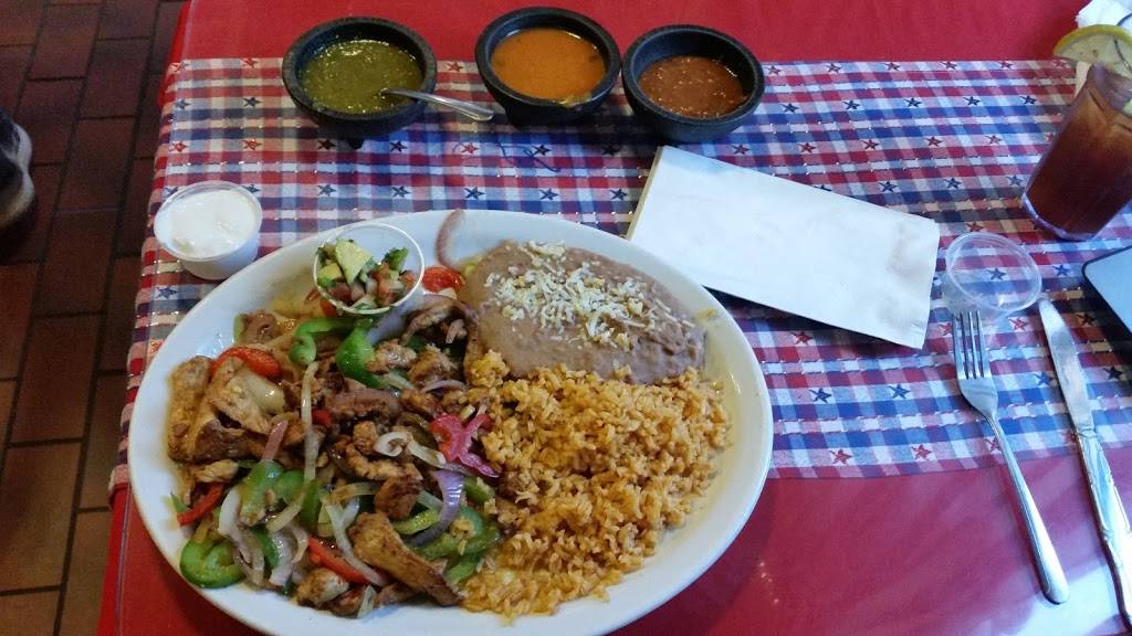 El Zarape | restaurant | 325 W Front St, Wheaton, IL 60187, USA | 6302601122 OR +1 630-260-1122