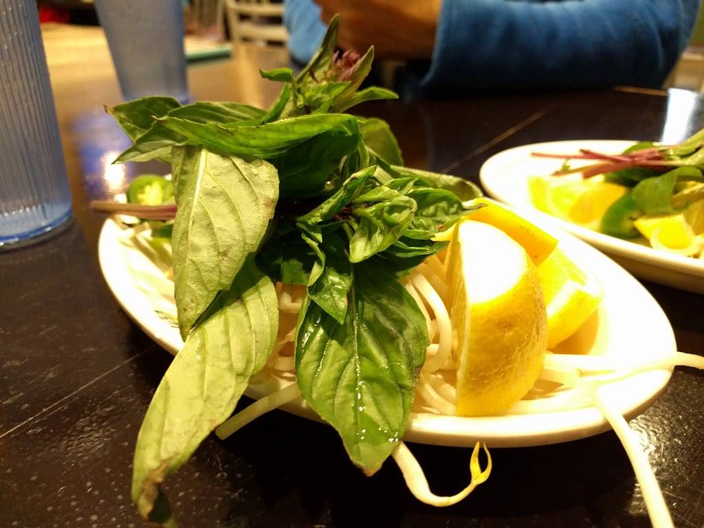 Pho Hoa | restaurant | 220 Castro St, Mountain View, CA 94041, USA | 6509695805 OR +1 650-969-5805