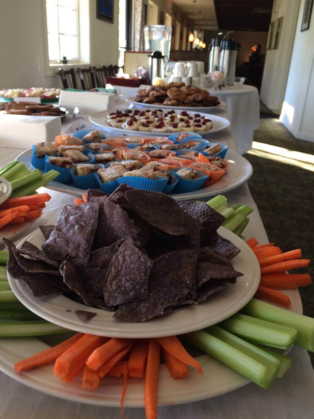 Wood River Golf and The 11th Green Restaurant and Pub | restaurant | 78 A Woodville Alton Rd, Hope Valley, RI 02832, USA | 4013640700 OR +1 401-364-0700