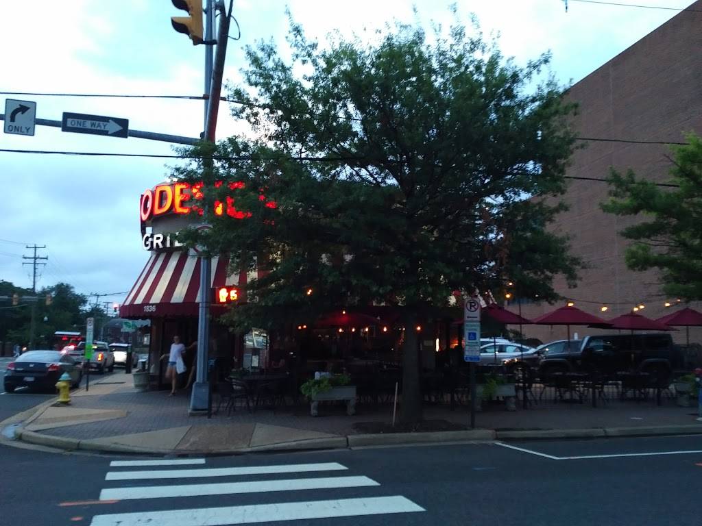 Rhodeside Grill | restaurant | 1836 Wilson Blvd, Arlington, VA 22201, USA | 7032430145 OR +1 703-243-0145