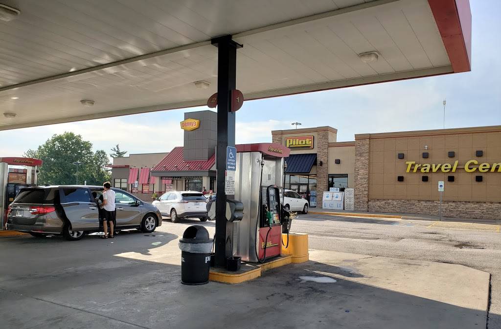 Pilot Travel Center | restaurant | 4610 Broadway St, Mt Vernon, IL 62864, USA | 6182441216 OR +1 618-244-1216