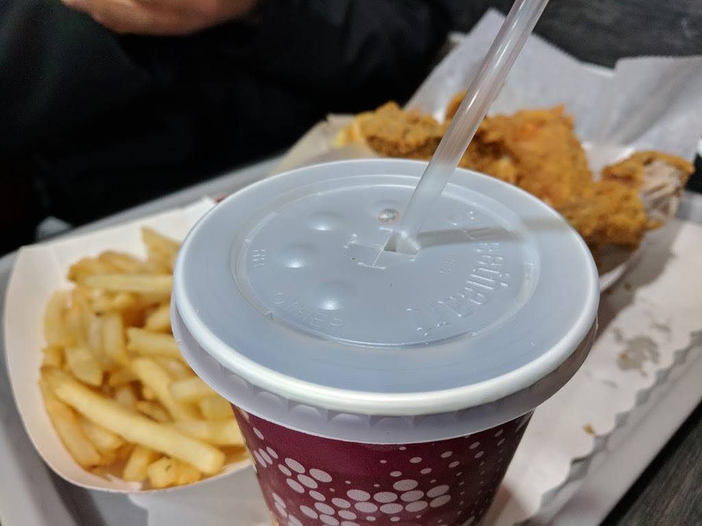 Texas Chicken and Burgers | restaurant | 70 S Broadway, Hicksville, NY 11801, USA | 5168222400 OR +1 516-822-2400