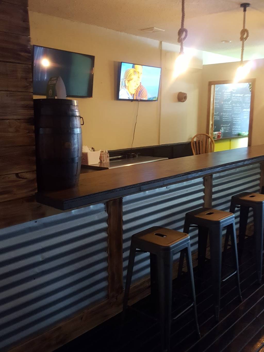 Crazy Donkey Burrito Grill | restaurant | 14 #A, Tayco St, Menasha, WI 54952, USA | 9204895822 OR +1 920-489-5822