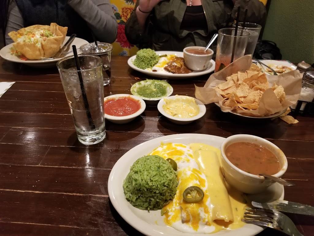 El Vecino Tex Mex | restaurant | 718 N Buckner Blvd, Dallas, TX 75218, USA | 4698026060 OR +1 469-802-6060