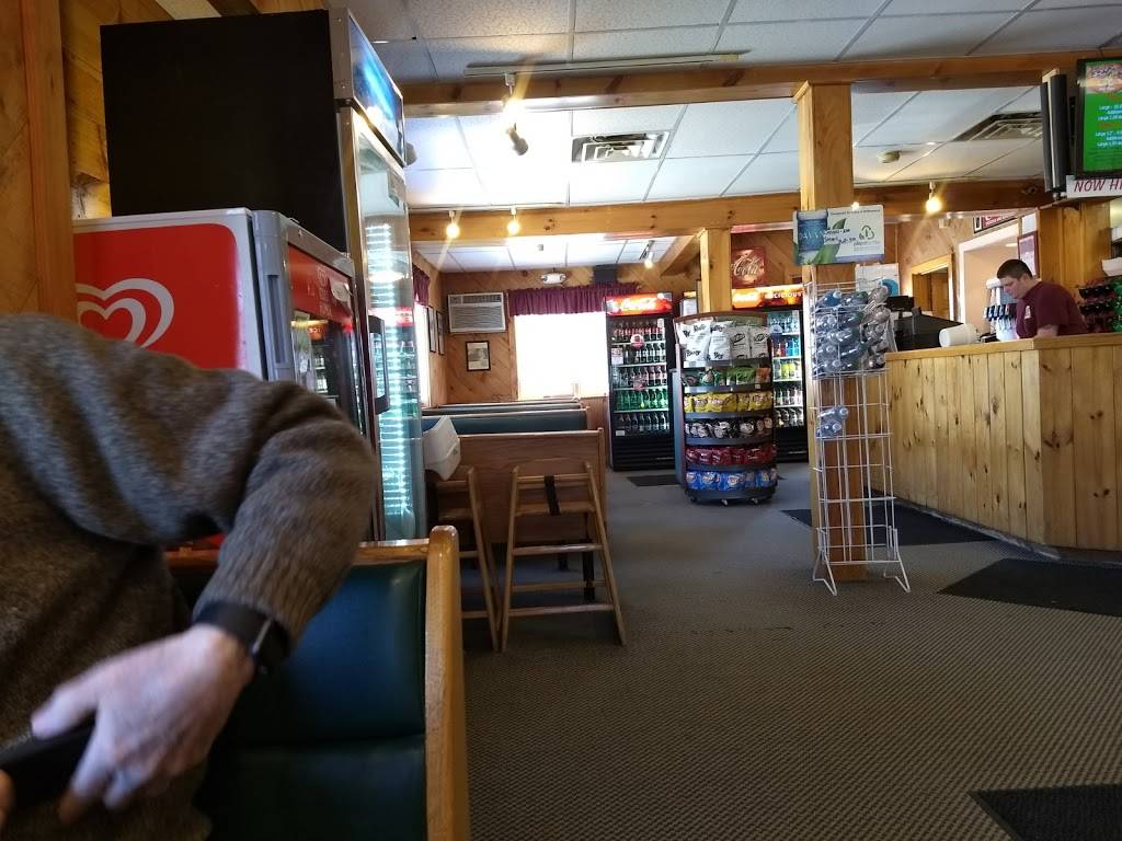 Pizza Chef | meal delivery | 163 Main St, Andover, NH 03216, USA | 6037355002 OR +1 603-735-5002