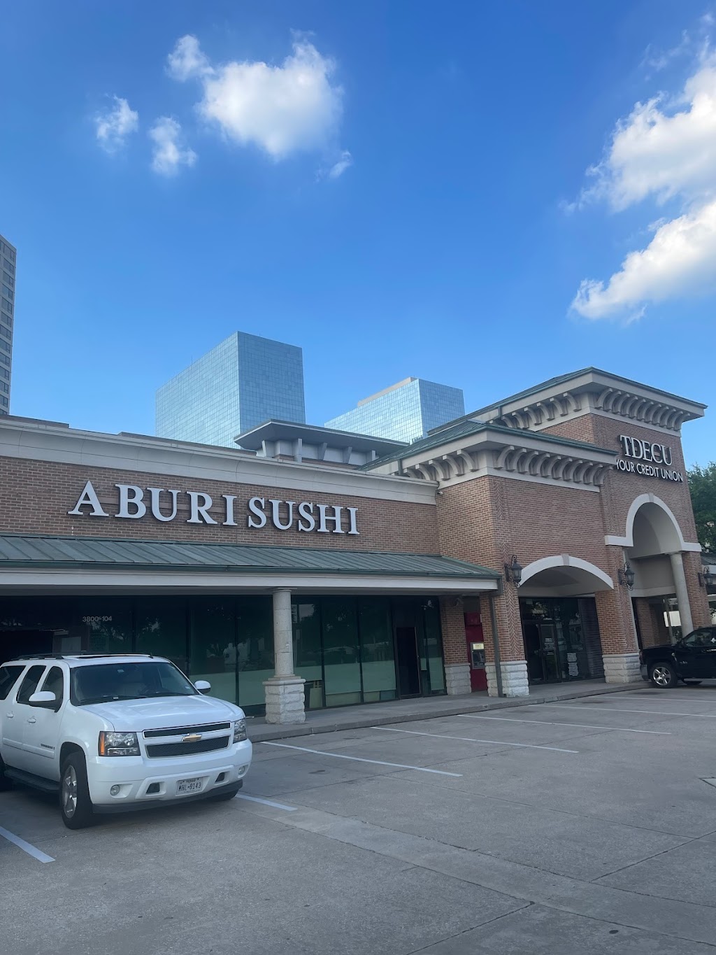 Aburi Sushi | restaurant | 3800 Southwest Fwy Suite 104, Houston, TX 77027, USA | 3467017953 OR +1 346-701-7953