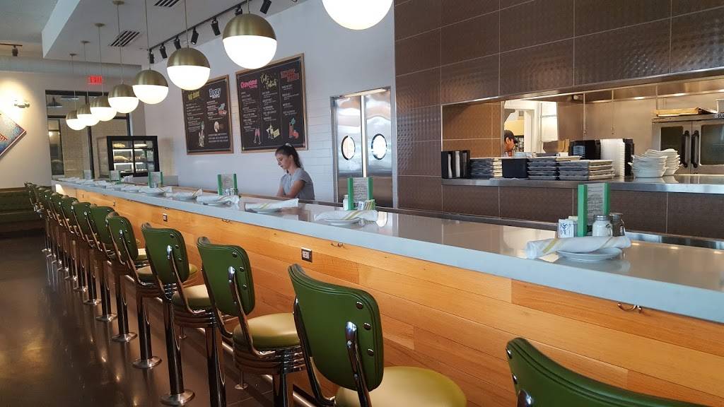 MAD Eats | restaurant | 201 S Main St, Owasso, OK 74055, USA | 9184014353 OR +1 918-401-4353