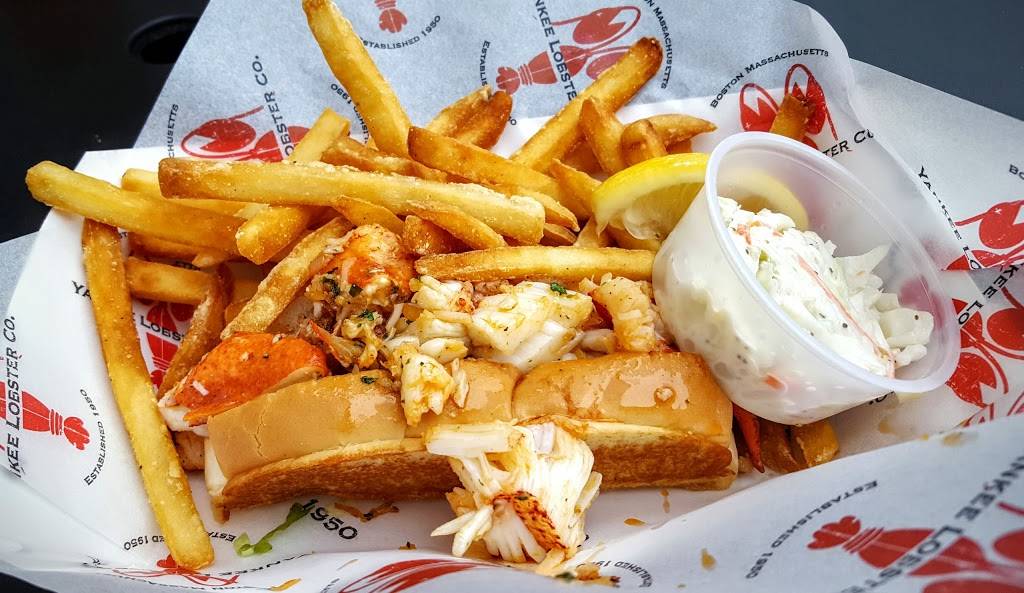 Yankee Lobster | restaurant | 300 Northern Ave, Boston, MA 02210, USA | 6173459799 OR +1 617-345-9799