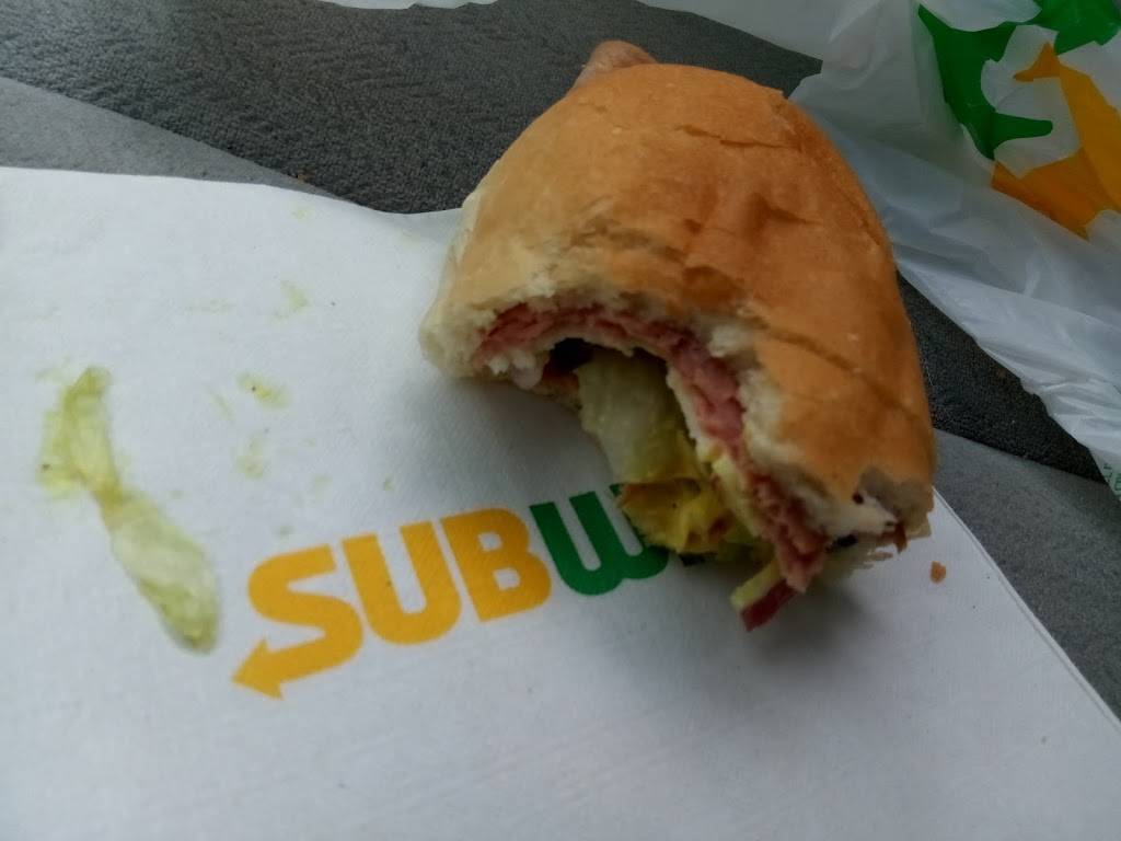 Subway | restaurant | 2307 Jefferson Davis Hwy, Fredericksburg, VA 22401, USA | 5403700613 OR +1 540-370-0613