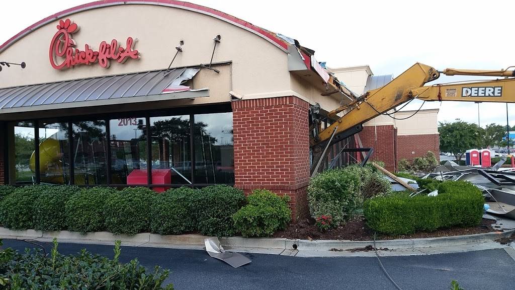 Chick-fil-A | restaurant | 2013 Lynnhaven Pkwy, Virginia Beach, VA 23456, USA | 7574714495 OR +1 757-471-4495
