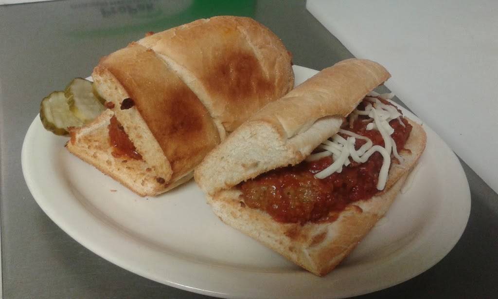 Rocko`s Pizzeria | restaurant | 122 E 1st St, Oil City, PA 16301, USA | 8146760806 OR +1 814-676-0806