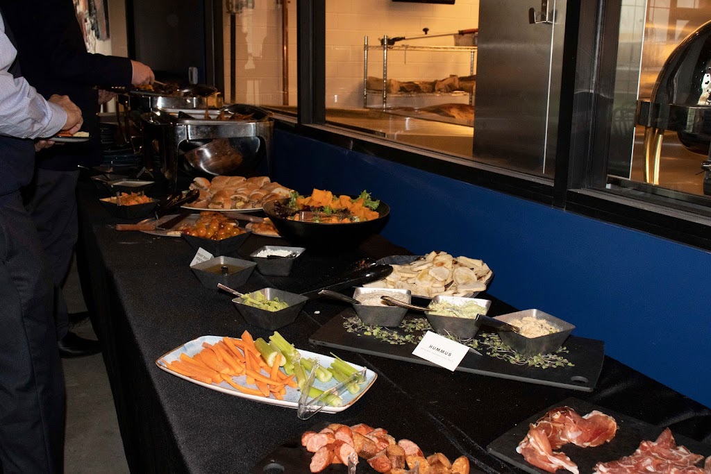 Muze Gastropub | restaurant | 1384 Hird Ave, Lakewood, OH 44107, USA | 2168014286 OR +1 216-801-4286