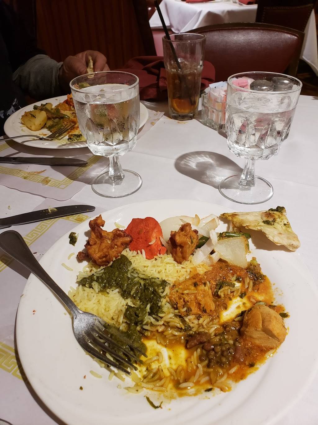 Akbar Restaurant | restaurant | 823 N Charles St # B, Baltimore, MD 21201, USA | 4105390944 OR +1 410-539-0944