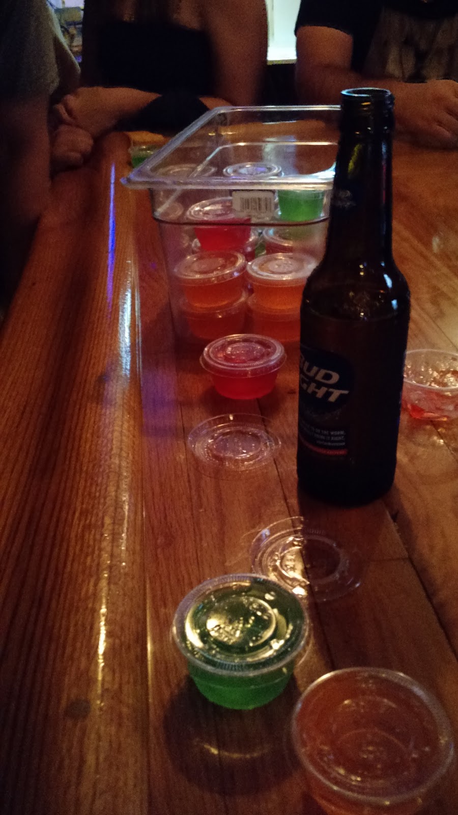 Lil Phils | restaurant | 706 S Broadway, Baltimore, MD 21231, USA | 4103427445 OR +1 410-342-7445