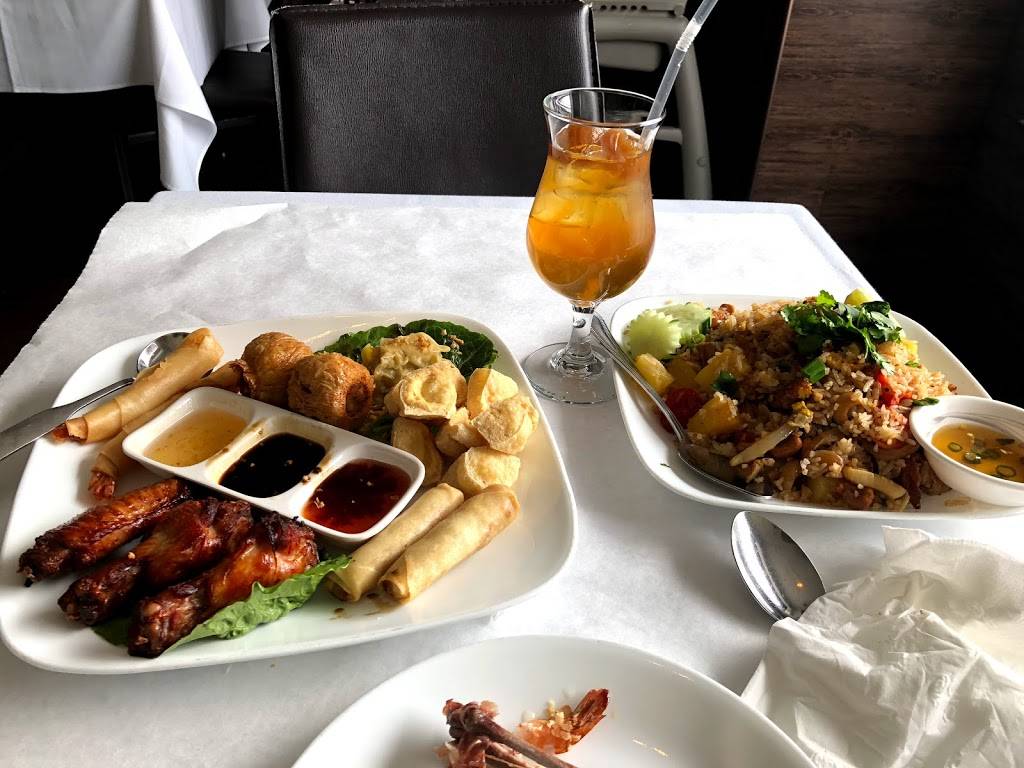 SriPraPhai | restaurant | 280 Hillside Avenue, Williston Park, NY 11596, USA | 5162803779 OR +1 516-280-3779