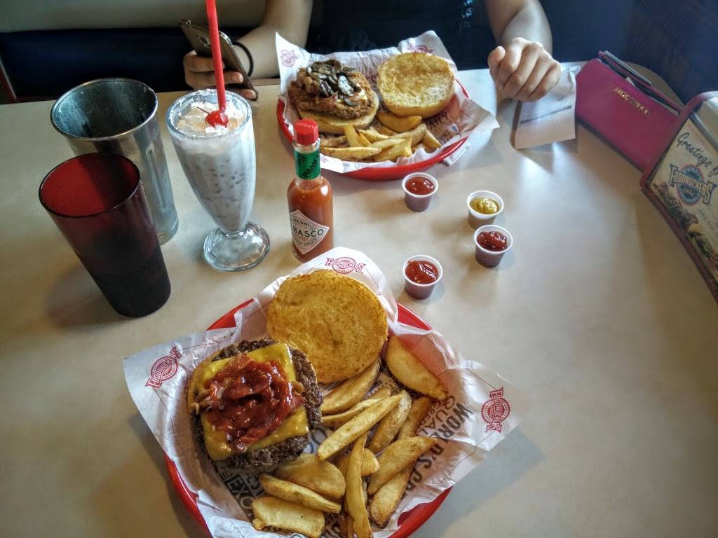 Fuddruckers | restaurant | 14532 SW 5th St, Pembroke Pines, FL 33027, USA | 9544369011 OR +1 954-436-9011