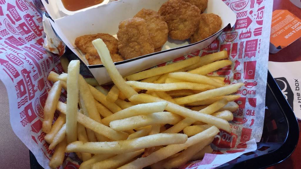 Jack in the Box | restaurant | 9380 Mira Mesa Blvd, San Diego, CA 92126, USA | 8585660052 OR +1 858-566-0052