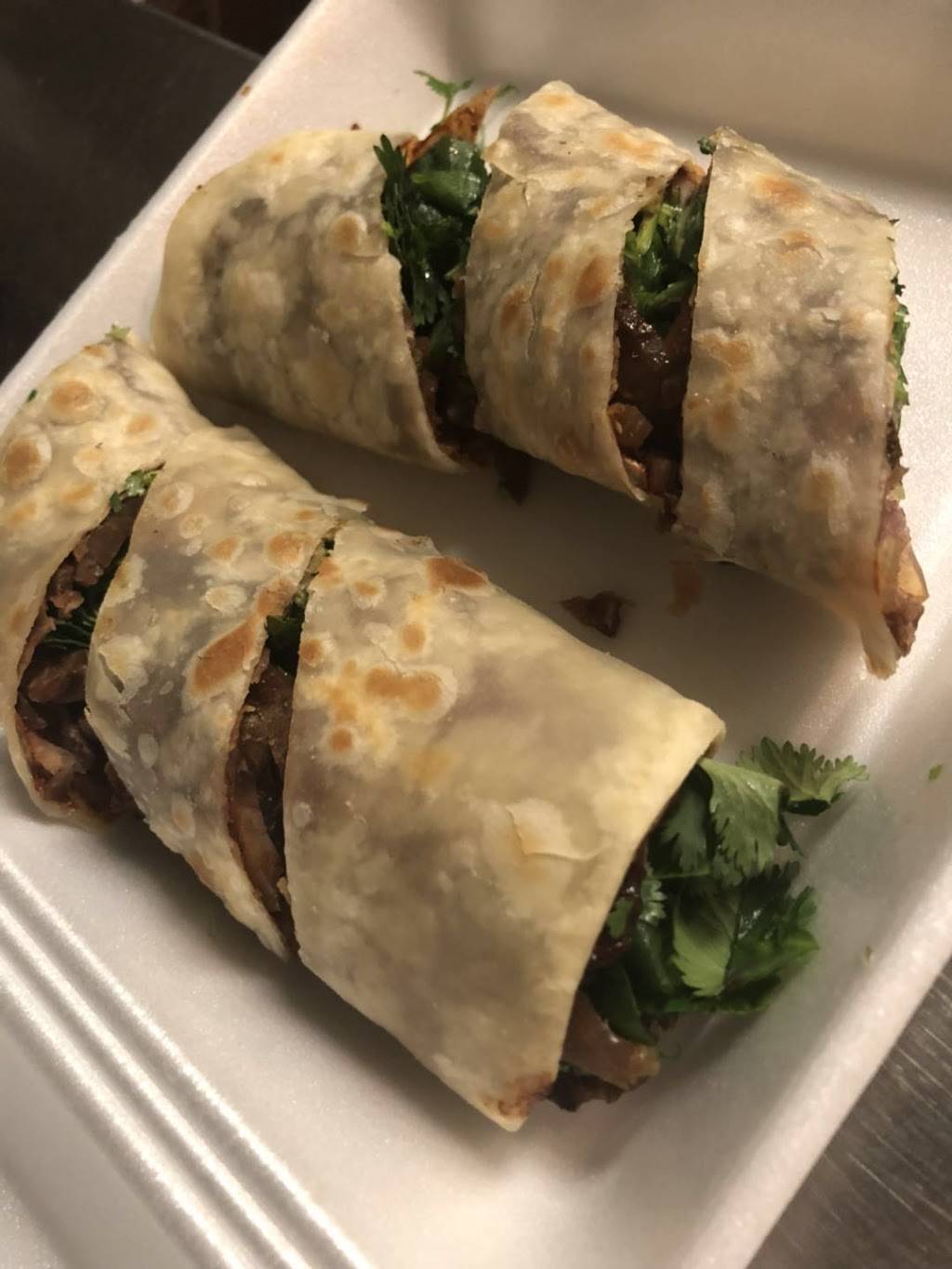 L Kitchen | restaurant | 952 Gayley Ave, Los Angeles, CA 90024, USA | 3102087989 OR +1 310-208-7989