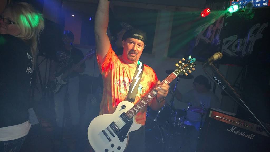 Classic Pub & Grill | restaurant | 16219 Old U.S. 27, Lansing, MI 48906, USA | 5174844808 OR +1 517-484-4808