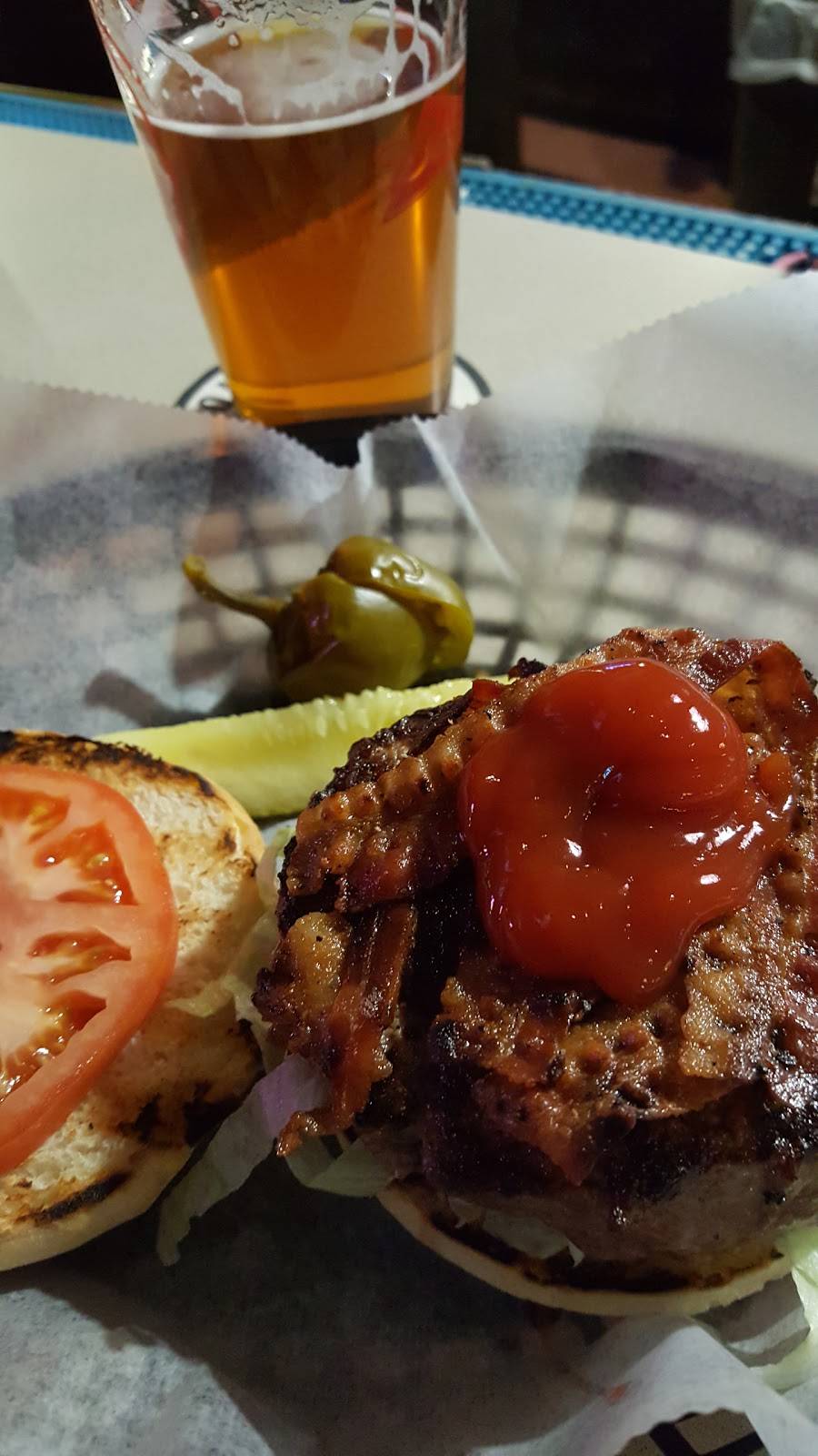 Beef Baron | restaurant | 2366 Catasauqua Rd, Bethlehem, PA 18018, USA | 6108688995 OR +1 610-868-8995