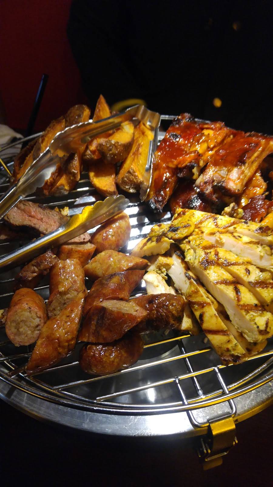 Smokey Bones | meal takeaway | 3400 E Colonial Dr, Orlando, FL 32803, USA | 4078941511 OR +1 407-894-1511