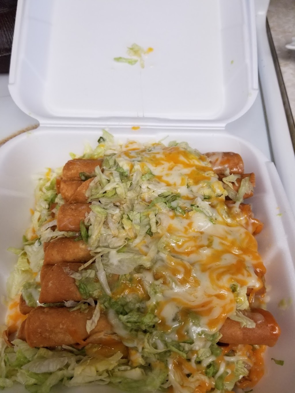 Humbertos Taco Shop | restaurant | 2250 AZ-95 #516, Bullhead City, AZ 86442, USA | 9287040119 OR +1 928-704-0119