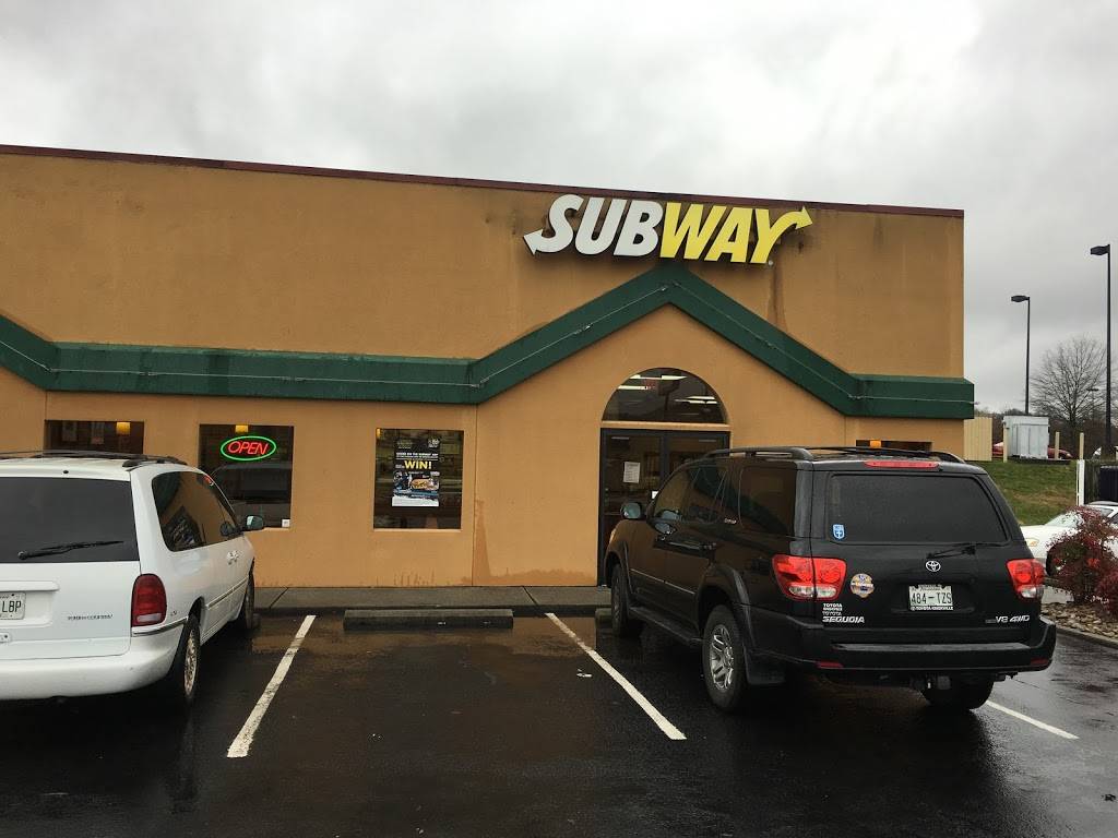 Subway Restaurants | restaurant | 361 S Illinois Ave, Oak Ridge, TN 37830, USA | 8654818060 OR +1 865-481-8060