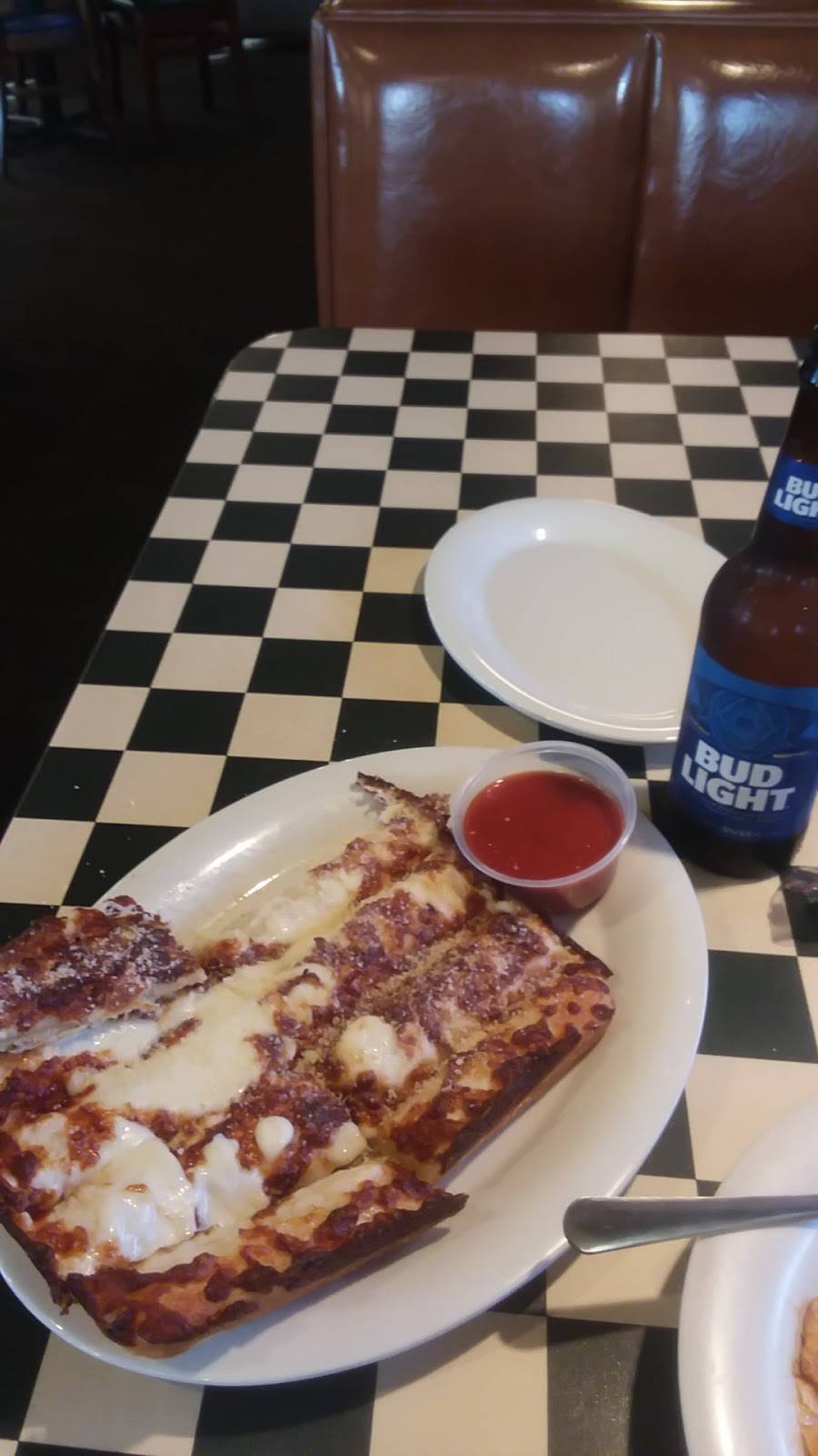 Pizza Hut | restaurant | 2001 Midland Trail, Shelbyville, KY 40065, USA | 5026330994 OR +1 502-633-0994