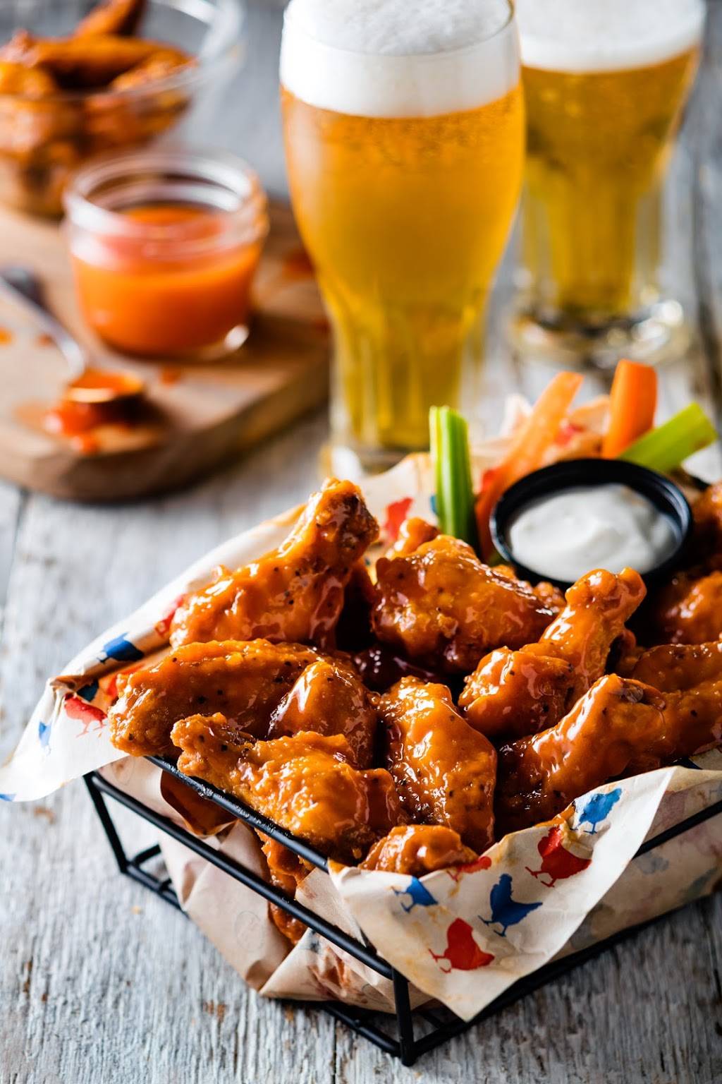 Kelseys Original Roadhouse | restaurant | 9 Amy Croft Dr, Windsor, ON N9K 1C7, Canada | 5197353390 OR +1 519-735-3390