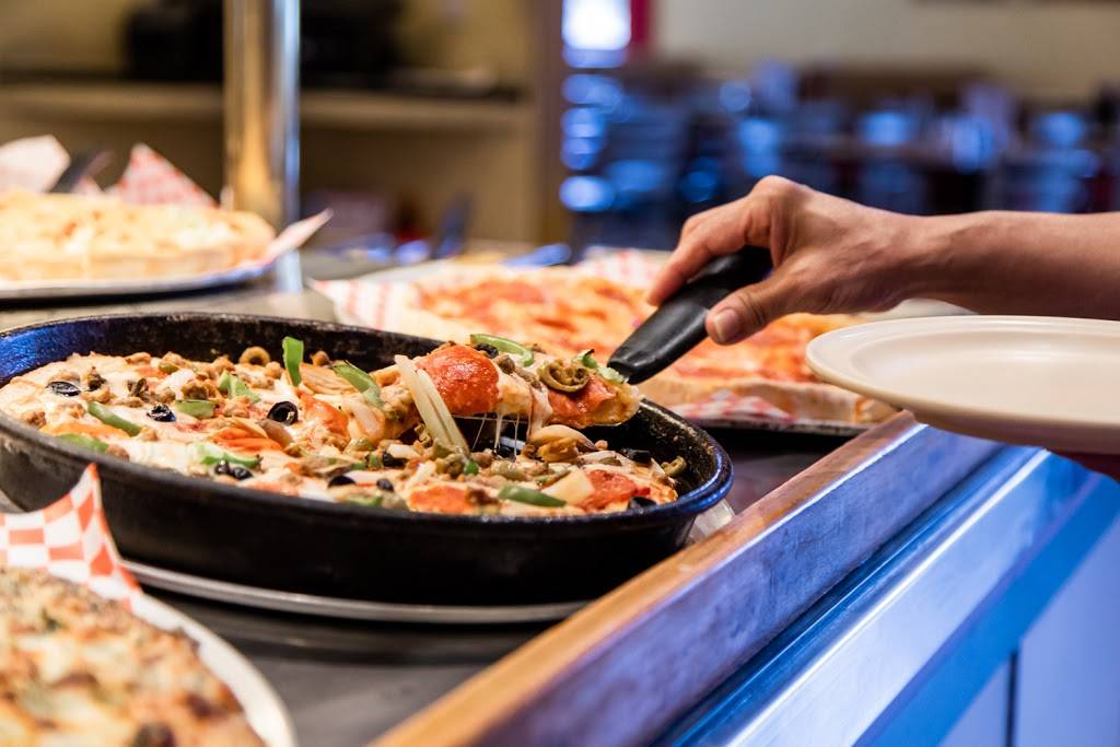 Pizza Inn | restaurant | 1801 Mangum Rd, Houston, TX 77092, USA | 7138612389 OR +1 713-861-2389