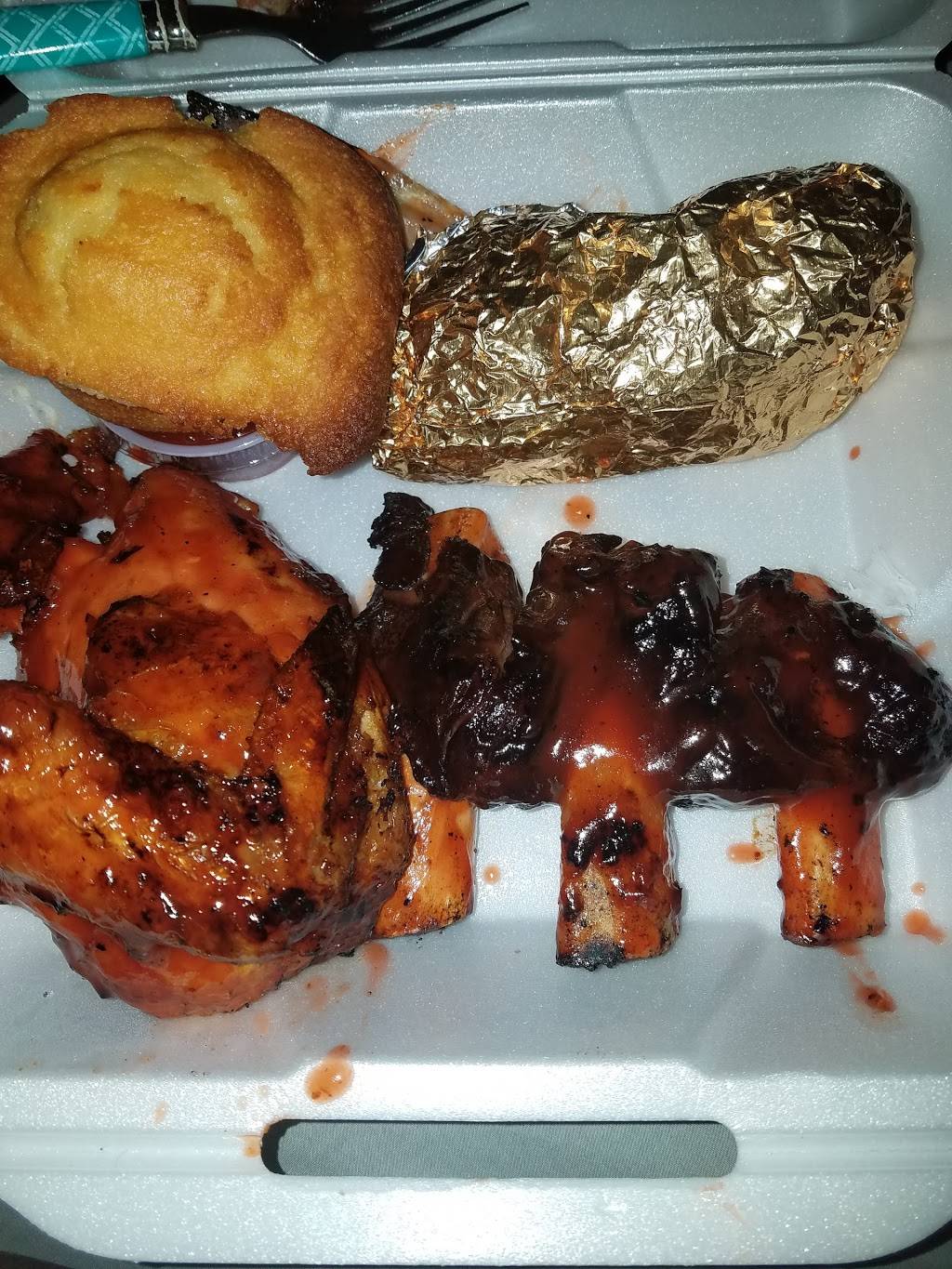 Rib Rack | restaurant | 2100 Tyson Ave, Philadelphia, PA 19149, USA | 2153389399 OR +1 215-338-9399