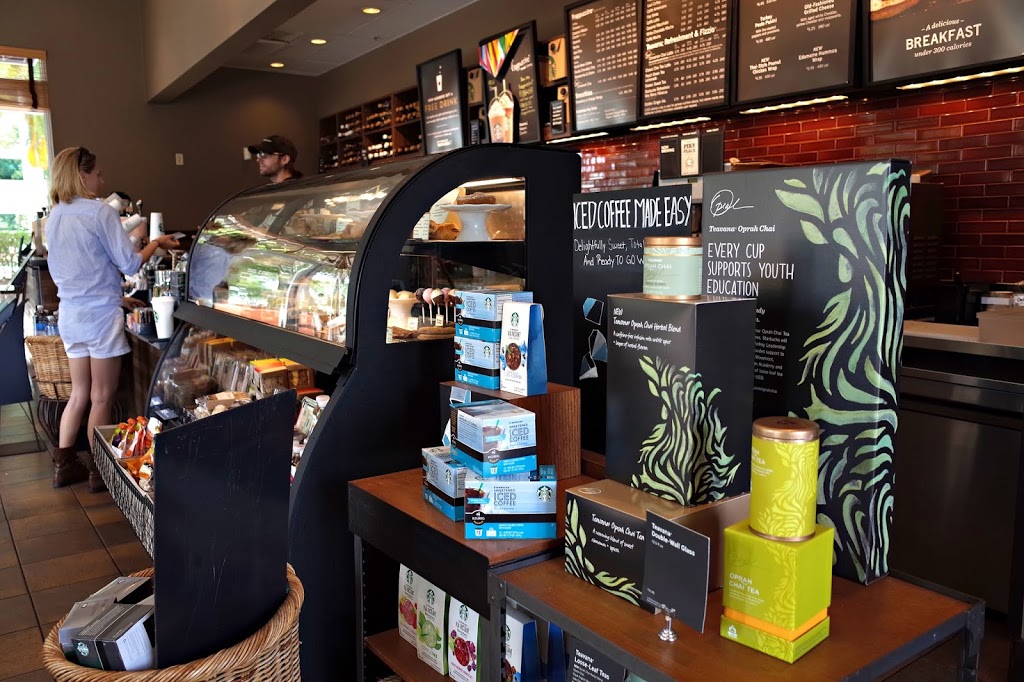 Starbucks | cafe | 10690 NW 19th St, Doral, FL 33172, USA | 3054683998 OR +1 305-468-3998