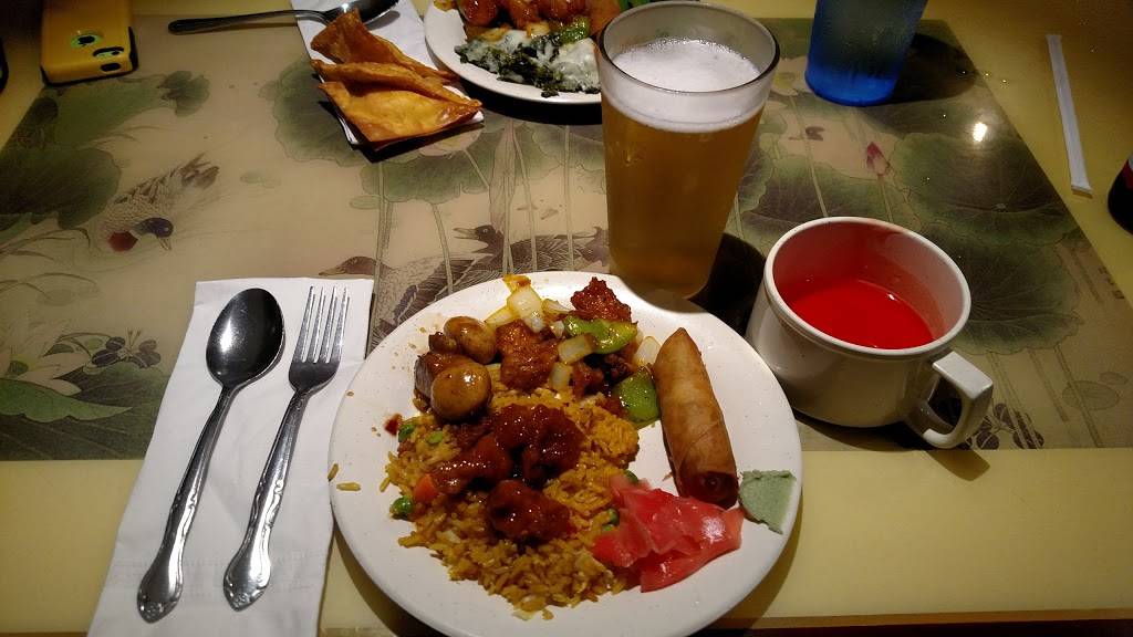 Lucky Buffet | restaurant | 99 Lake St, St Albans City, VT 05478, USA | 8025278388 OR +1 802-527-8388