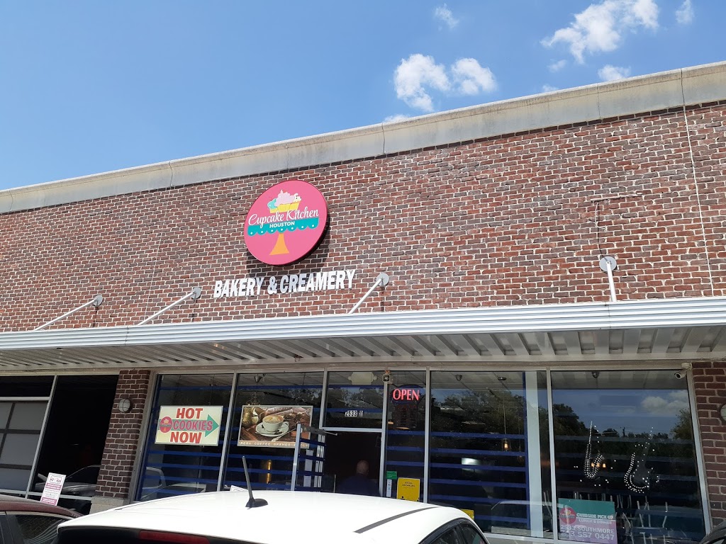 Cupcake Kitchen Houston | bakery | 2533 Southmore Blvd, Houston, TX 77004, USA | 7135570447 OR +1 713-557-0447