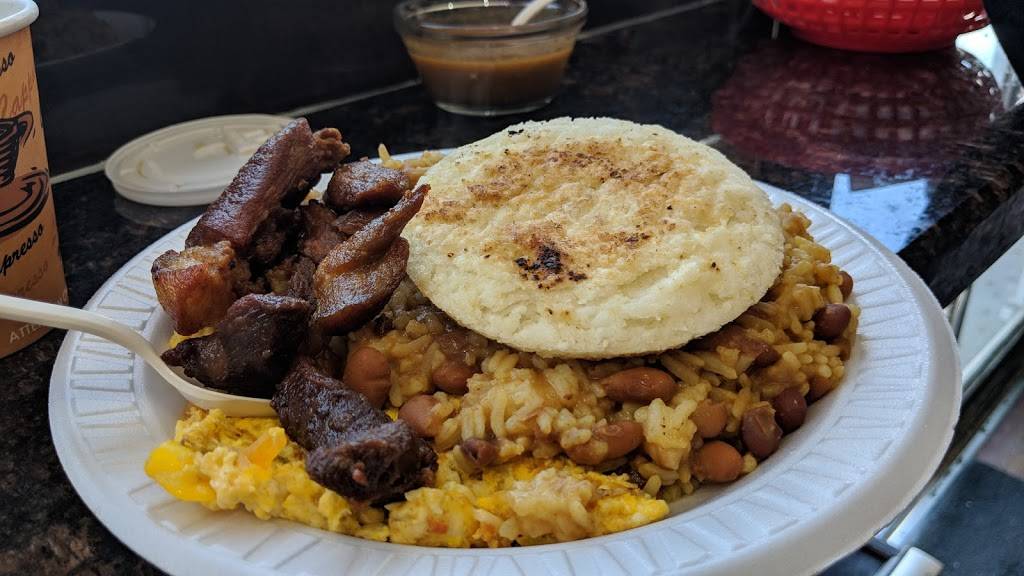 Columbus Bakery | restaurant | 2931 Dufferin St, Toronto, ON M6B 3S9, Canada | 4167824520 OR +1 416-782-4520