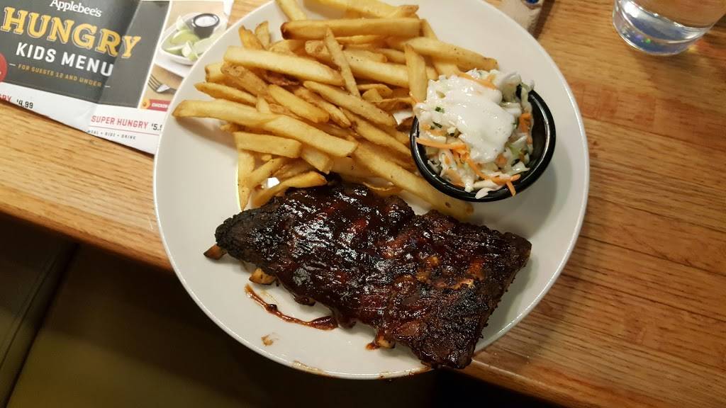Applebees Grill + Bar | restaurant | 11 Gurnet Rd, Brunswick, ME 04011, USA | 2077219920 OR +1 207-721-9920