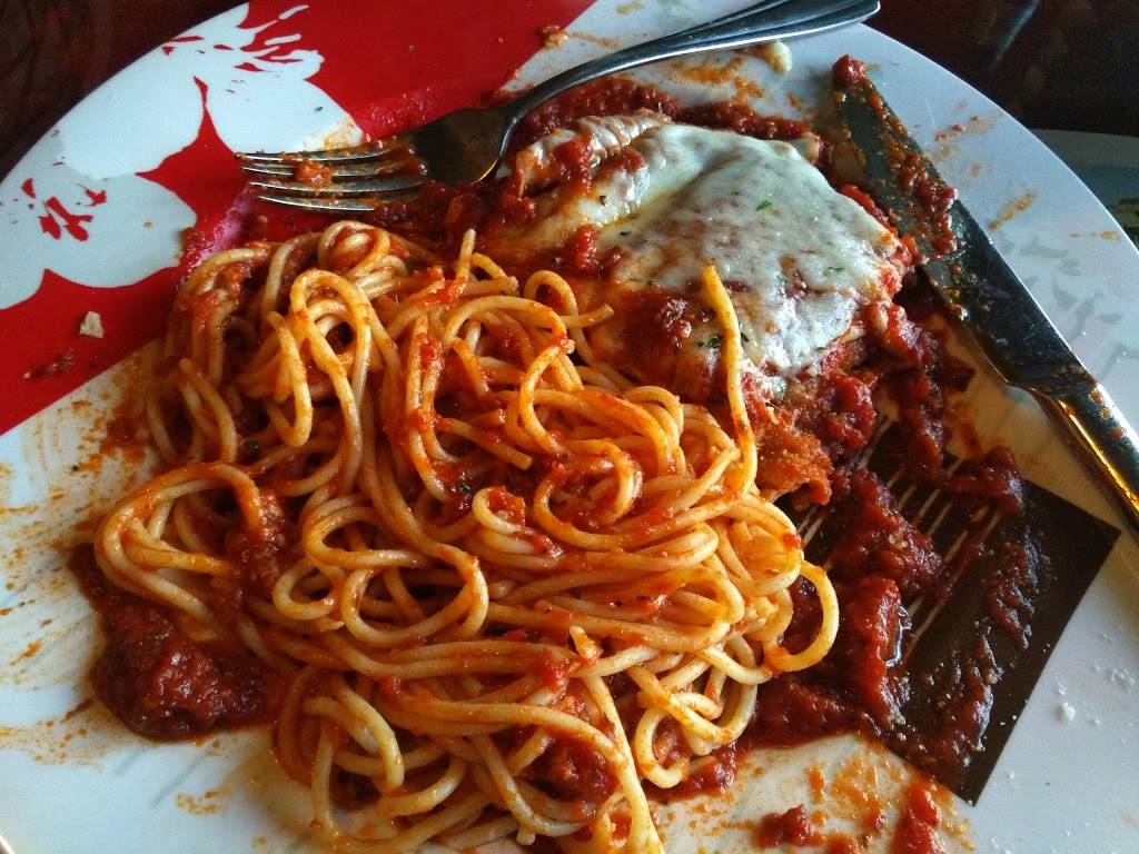 Fratellis Restaurant & Pizza | restaurant | 8 S Main Rd, Otis, MA 01253, USA | 4132694900 OR +1 413-269-4900