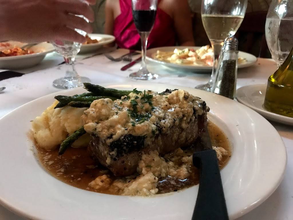 Delfino Restaurant | restaurant | 754 South St, Roslindale, MA 02131, USA | 6173278359 OR +1 617-327-8359