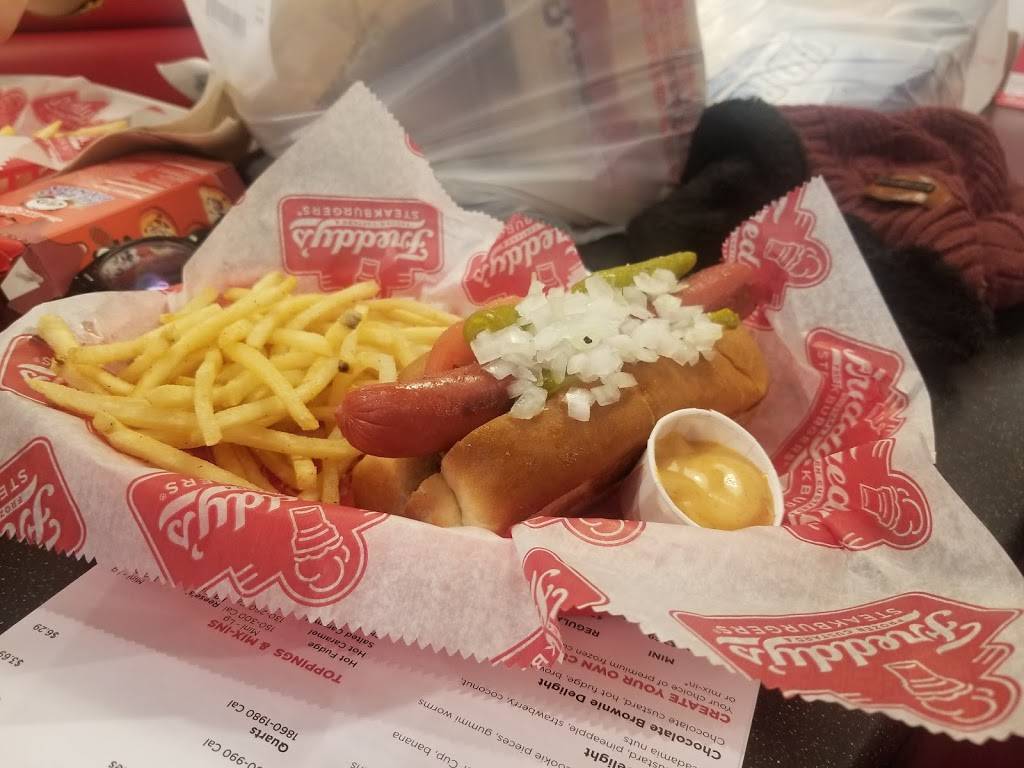 Freddys Frozen Custard & Steakburgers | restaurant | 201 S Clinton St Suite 146, Iowa City, IA 52240, USA | 3195196400 OR +1 319-519-6400