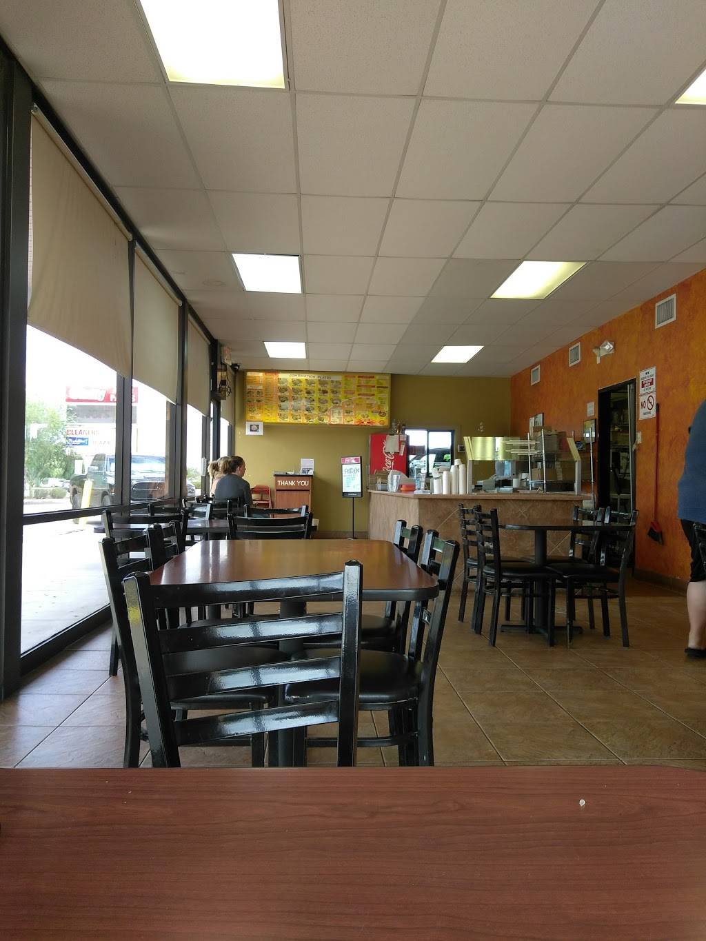 Hilbertos Mexican Food | restaurant | 4306 W Olive Ave, Glendale, AZ 85302, USA | 6238471090 OR +1 623-847-1090