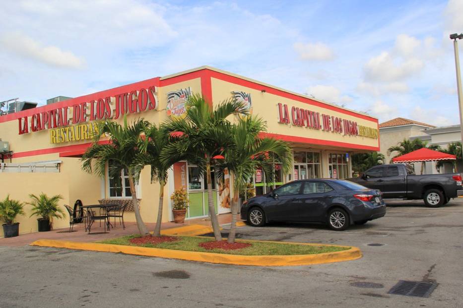 La Capital de Los Jugos | cafe | 2401 SW 122nd Ave, Miami, FL 33175, USA | 3054851688 OR +1 305-485-1688