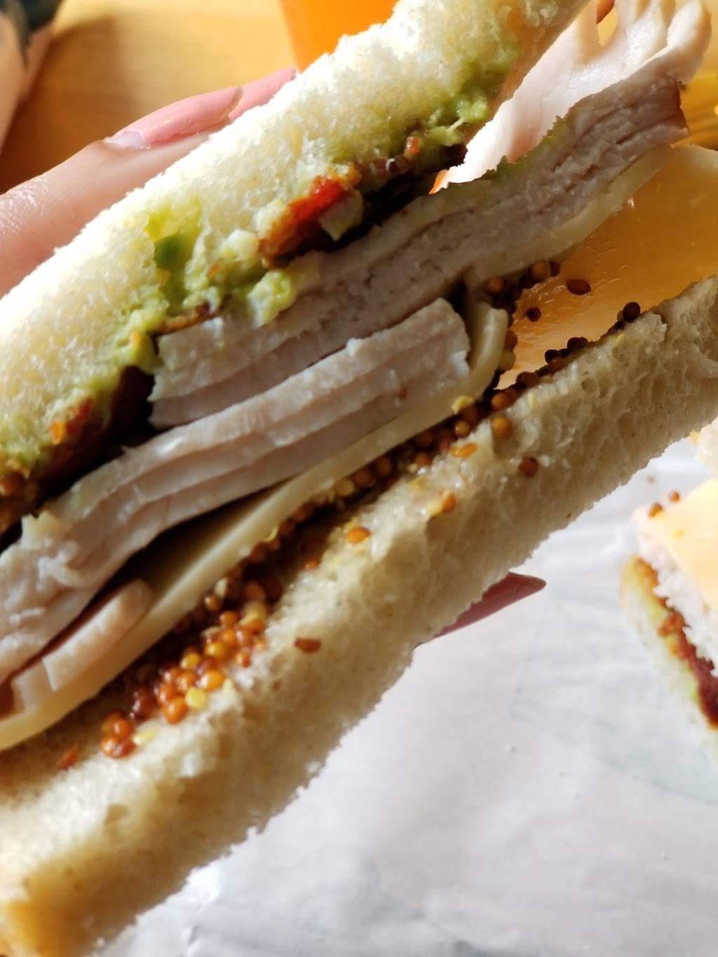 Jetties | meal takeaway | 1609 Foxhall Rd NW, Washington, DC 20007, USA | 2023809298 OR +1 202-380-9298