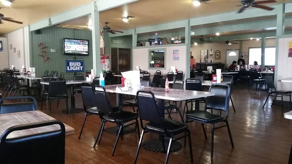 Zydecos Cajun Restaurant | restaurant | 7010 LA-23, Belle Chasse, LA 70037, USA | 5043930510 OR +1 504-393-0510