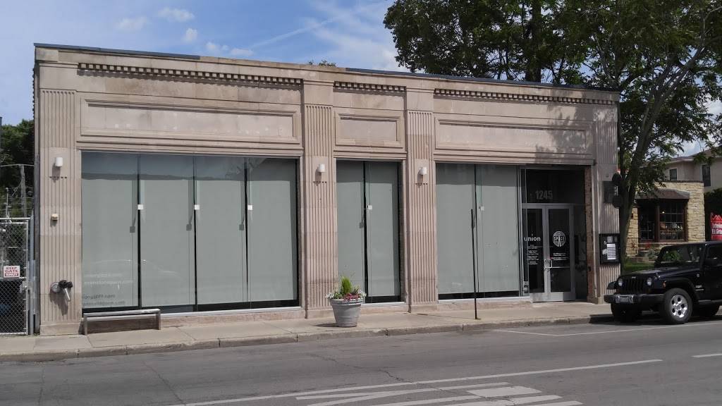 Union Pizza | restaurant | 1245 Chicago Ave, Evanston, IL 60202, USA | 8474752400 OR +1 847-475-2400