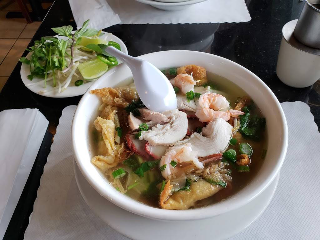 Pho Country | restaurant | 2495 N Carson St, Carson City, NV 89706, USA | 7758820200 OR +1 775-882-0200