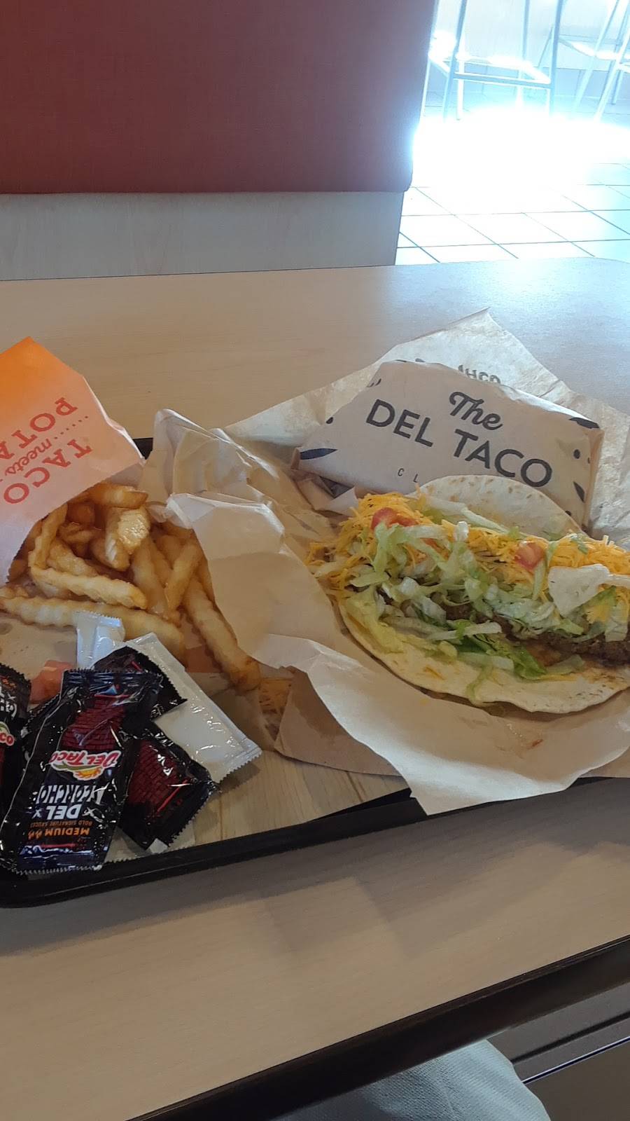 Del Taco | meal takeaway | 2101 Sylvan Ave, Modesto, CA 95355, USA | 2095519260 OR +1 209-551-9260