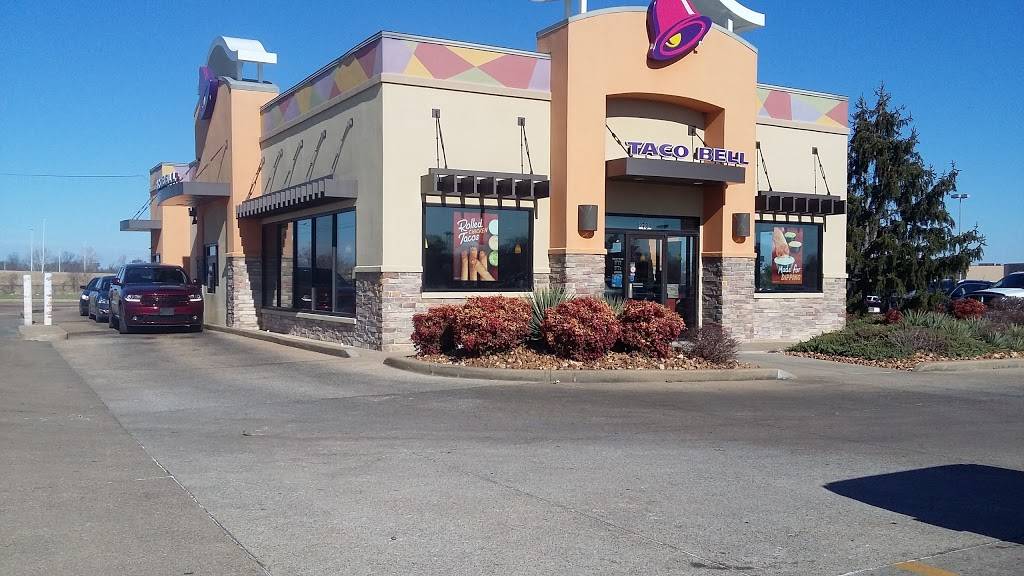 Taco Bell | meal takeaway | 2730 Lake Rd, Dyersburg, TN 38024, USA | 7312862355 OR +1 731-286-2355