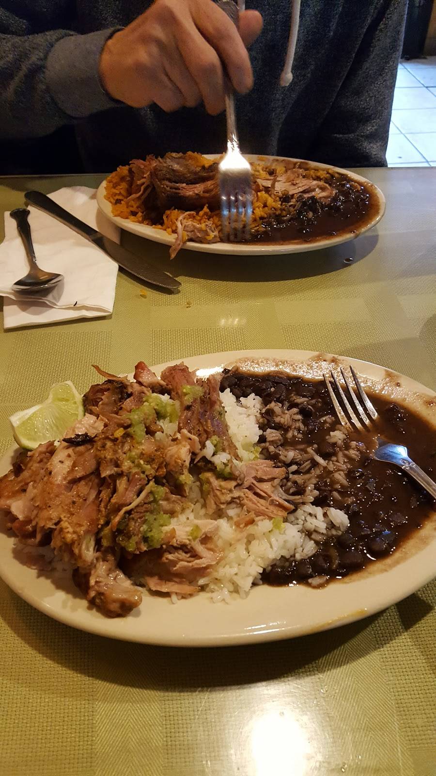 El Sabor Latino | restaurant | 620 4th Ave, Brooklyn, NY 11215, USA | 7187889063 OR +1 718-788-9063